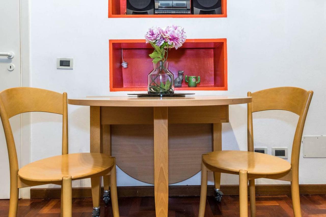 Altido Colorful Studio For 2 Close To Sforzesco Castle Milano Exteriör bild